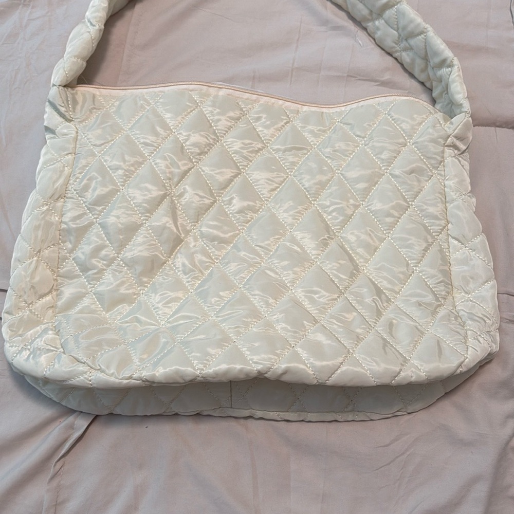 SHEIN Cream Quilted Shoulder Bag with Textured Design